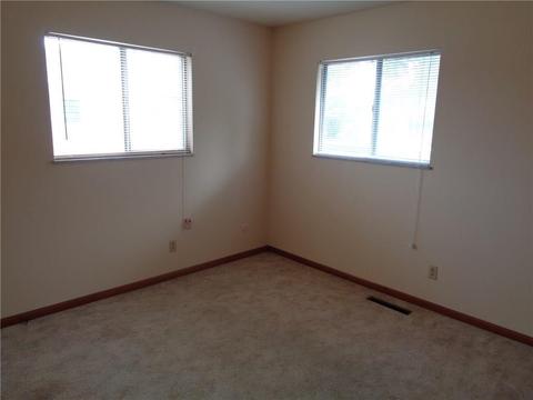 535 W Third St, Springfield, OH 45504 photo 5