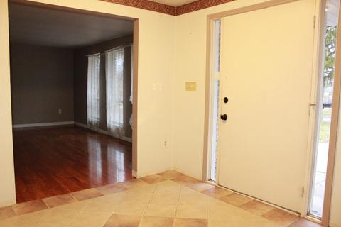 2501 Ehrhart Dr, Springfield, OH 45502 photo 6