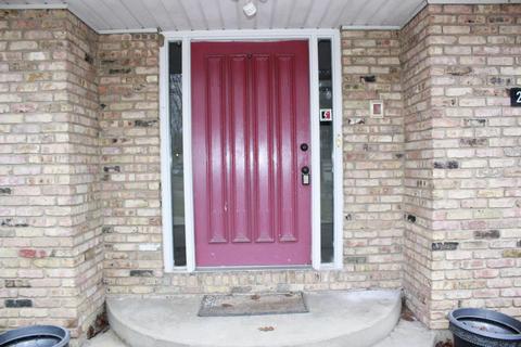 2501 Ehrhart Dr, Springfield, OH 45502 photo 4