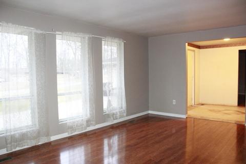 2501 Ehrhart Dr, Springfield, OH 45502 photo 8