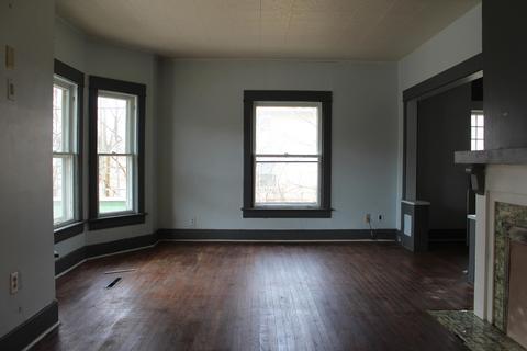 816 W Pleasant St, Springfield, OH 45506 photo 9