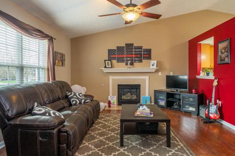 7803 Highbrook Dr, Maineville, OH 45039 photo 2