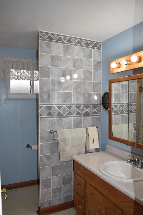 1306 Montego Dr, Springfield, OH 45503 photo 17