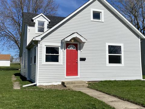 306 Beech St Saint Marys Oh 45885 11 Photos Mls 1002160 Movoto