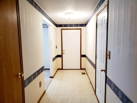 3913 Delmar Cir, Springfield, OH 45503 photo 8