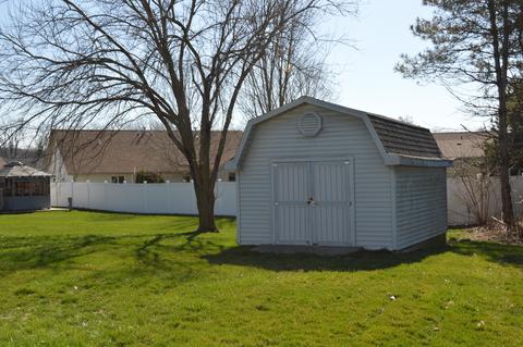 4789 Pheasanthill Ct, Fairborn, OH 45324 photo 2