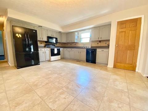 4455 Mumper Rd, Springfield, OH 45502 photo 6