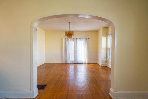 559 E Cecil St, Springfield, OH 45503 photo 7