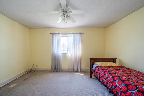 559 E Cecil St, Springfield, OH 45503 photo 15