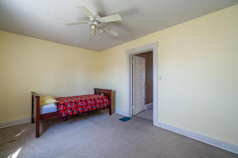 559 E Cecil St, Springfield, OH 45503 photo 16