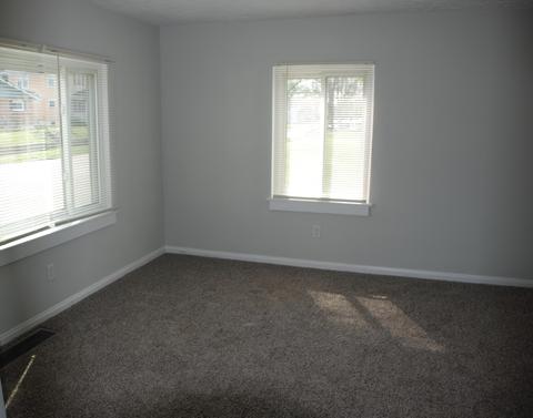 402 E Third St, Springfield, OH 45503 photo 4