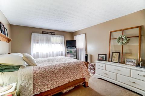 545 Trotwood Cir, Springfield, OH 45503 photo 27