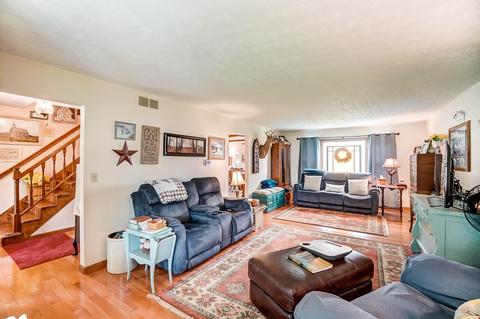 545 Trotwood Cir, Springfield, OH 45503 photo 5