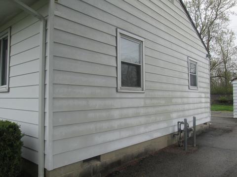 2755 Morton Dr, Springfield, OH 45505 photo 3