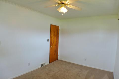 5805 Troy Rd, Springfield, OH 45502 photo 14
