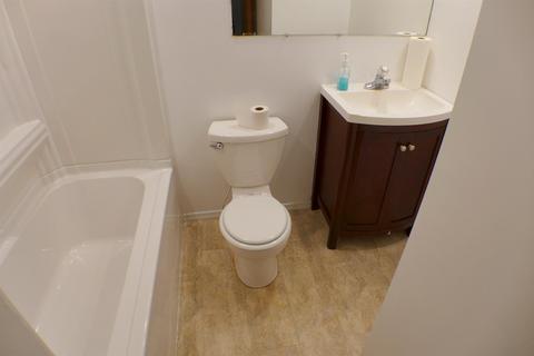 5805 Troy Rd, Springfield, OH 45502 photo 10