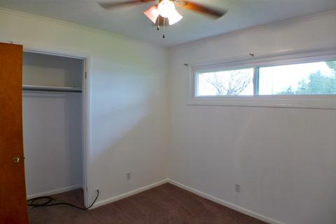5805 Troy Rd, Springfield, OH 45502 photo 13