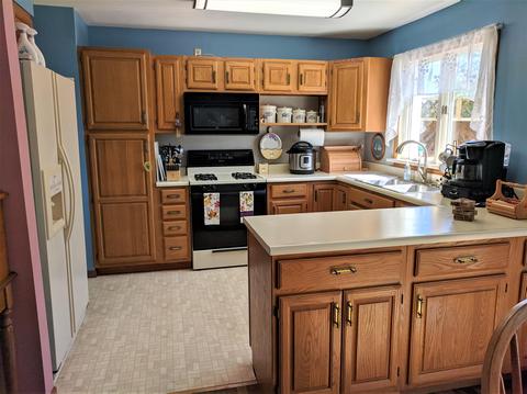 8166 Lochard Rd, Sidney, OH 45365 photo 4