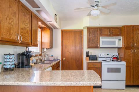 2478 E Aragon Ave, Dayton, OH 45420 photo 6