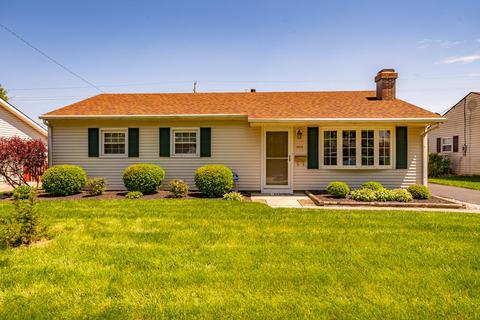 2478 E Aragon Ave, Dayton, OH 45420 photo 1