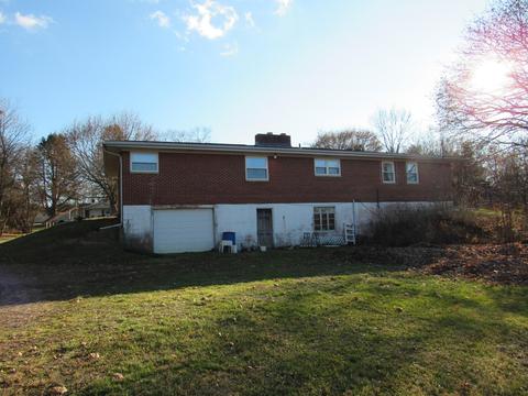 70 Hedgely Rd, Springfield, OH 45506 photo 4