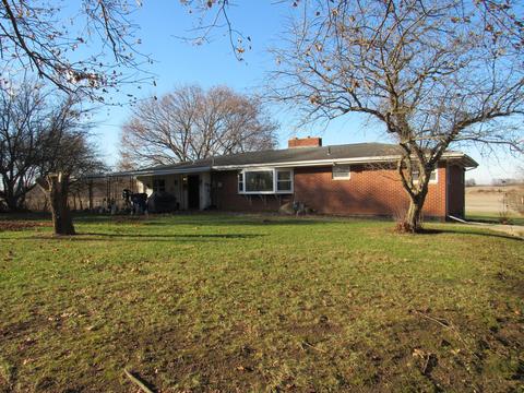 70 Hedgely Rd, Springfield, OH 45506 photo 2