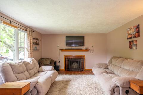 2538 Garland Ave, Springfield, OH 45503 photo 2
