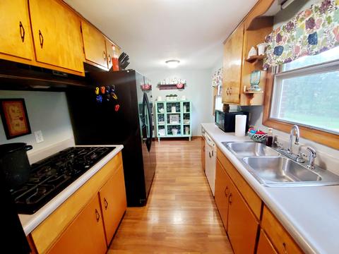 1843 Biscayne Dr, Springfield, OH 45503 photo 8