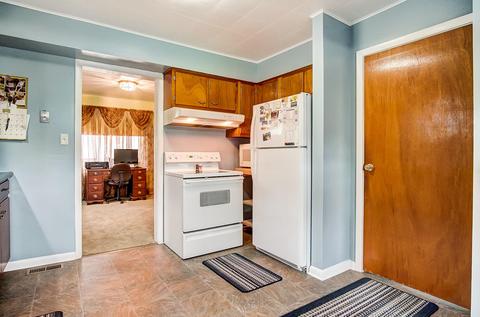 841 Champion Ave, Springfield, OH 45503 photo 13