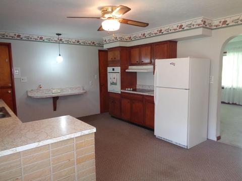 2424 N Cottingham Rd, Springfield, OH 45506 photo 9