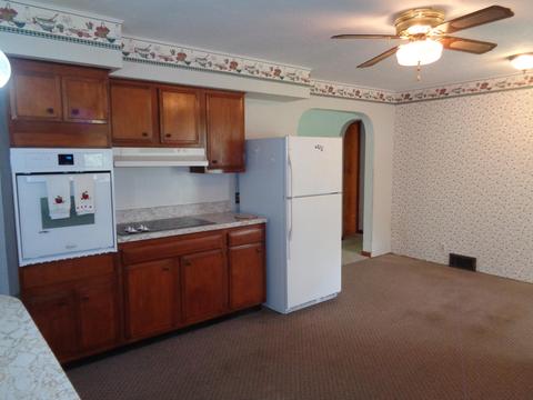 2424 N Cottingham Rd, Springfield, OH 45506 photo 8