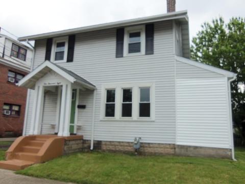 1008 Olive St, Springfield, OH 45503 photo 2
