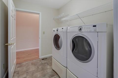 280 Hampton Trl, Springfield, OH 45502 photo 41