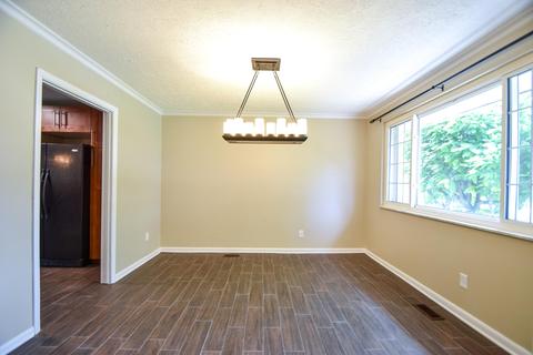 3087 Burr Oak Ct, Dayton, OH 45420 photo 5