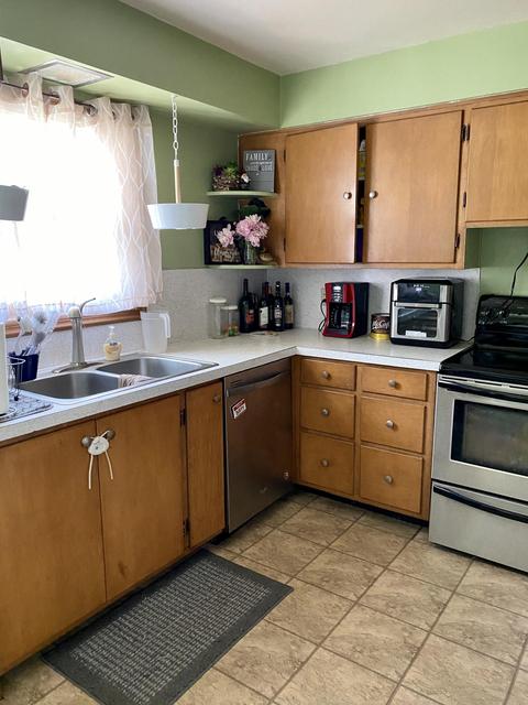 911 Hemlock St, Celina, OH 45822 photo 9