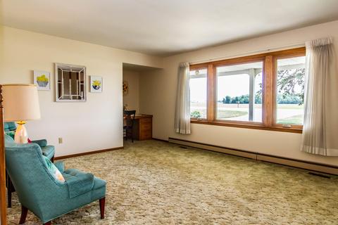413 S Main St, Botkins, OH 45306 photo 4
