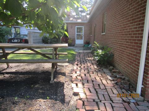 410 S Broadmoor Blvd, Springfield, OH 45504 photo 7