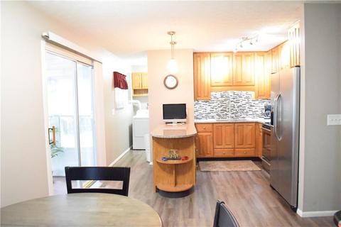 2033 Halifax Ct, Springfield, OH 45503 photo 7