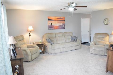 2033 Halifax Ct, Springfield, OH 45503 photo 4