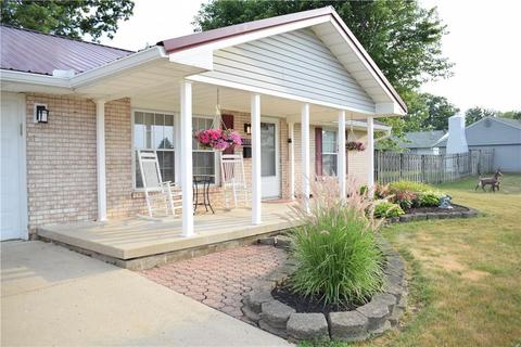 2033 Halifax Ct, Springfield, OH 45503 photo 2