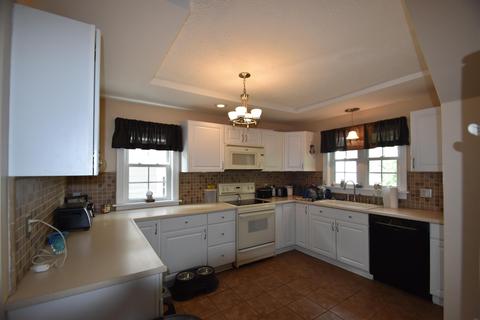 625 S Tanglewood Dr, Springfield, OH 45504 photo 12