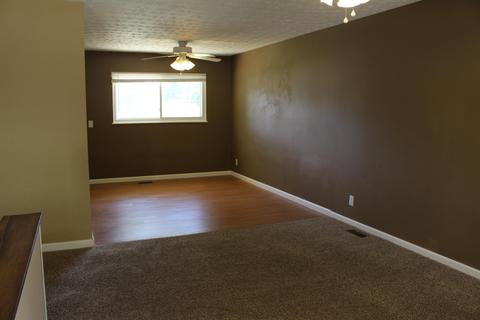311 Sturgeon St, Springfield, OH 45506 photo 8