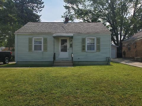 408 Cape Cod Dr, Springfield, OH 45505 photo 1
