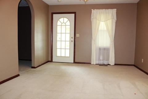 3210 Columbus Ave, Springfield, OH 45503 photo 5