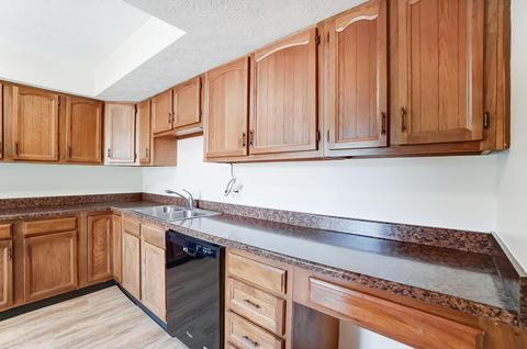 3133 El Camino Dr, Springfield, OH 45503 photo 8