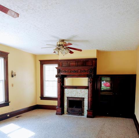 301 N Main St, De Graff, OH 43318 photo 8