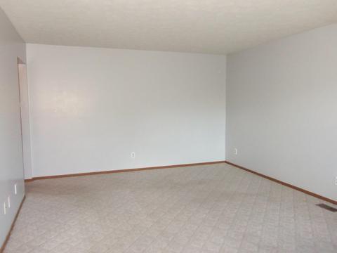 3223 N Argonne Ln, Springfield, OH 45503 photo 7