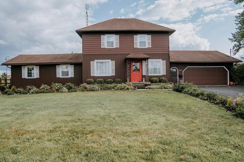 2037 W Blee Rd, Springfield, OH 45502 photo 1
