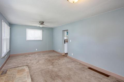 515 E Main St, Troy, OH 45373 photo 22