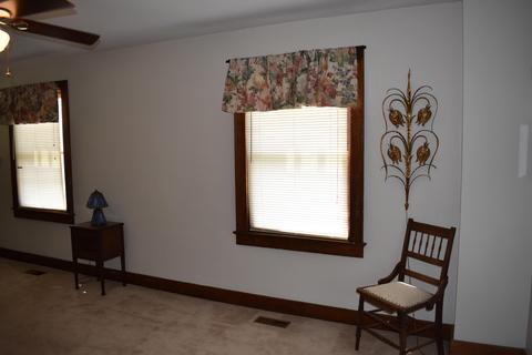 2241 E Home Rd, Springfield, OH 45503 photo 4